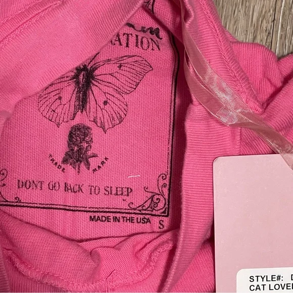 Daydream Nation Cat Lover Cropped Oversized in Kiss Pink Tee Size Small - Picture 8 of 13